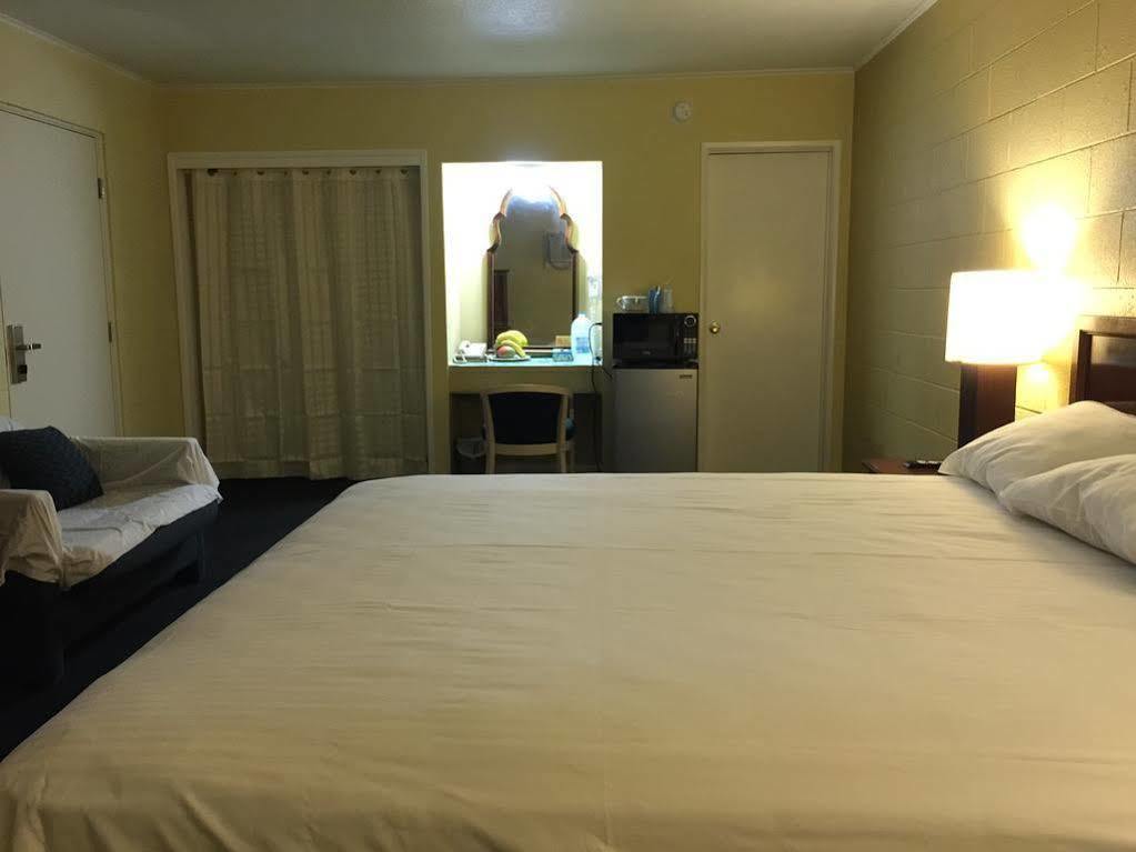 Royal Inn And Suites Hemet Luaran gambar
