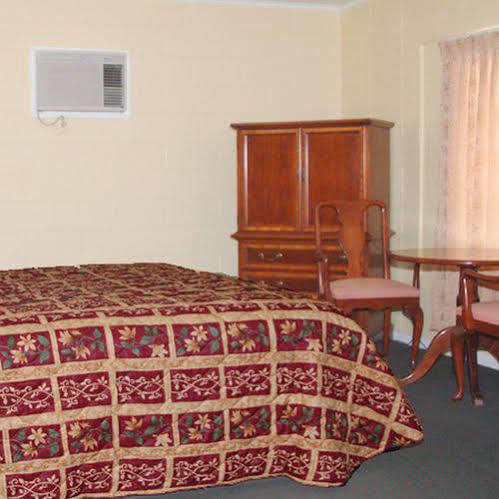 Royal Inn And Suites Hemet Bilik gambar